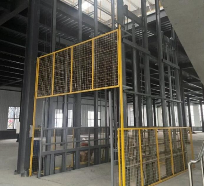 铺前镇请详细介绍一下货梯安装在室外的维护方法